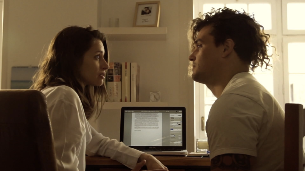 Fotograma 1 de En las nubes (2021) de Núria Casellas · Montaje: Aina Martos Mas